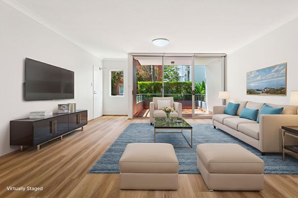 Comfortable & Conveniently Situated Two Bedroom Apartment - Photo 1