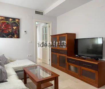 Alquiler de piso en Calle Héroe de Sostoa - Photo 1