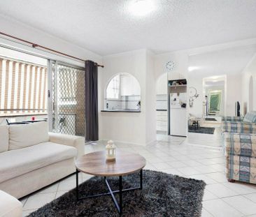 2/213 Derby Street, Penrith NSW - Photo 1