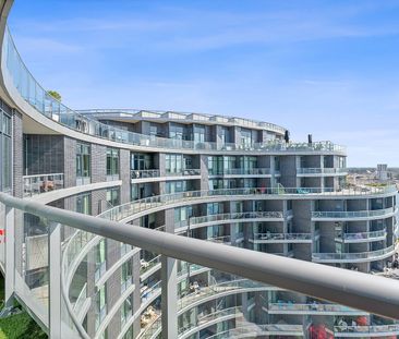 For Lease - 1 Edgewater Drive Unit# SPH #07, Toronto, Ontario - Photo 2