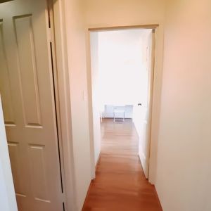 34 Harbourne Rd, Sydney - Photo 3