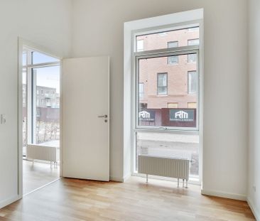 2-vær. lejlighed med egen terrasse - Photo 1