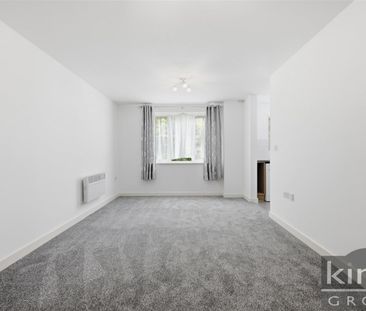 1 Bedroom Flat To Let - Photo 1