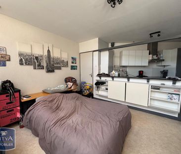Location Appartement 1 pièce 43m² VALENCIENNES 59300 - Photo 1