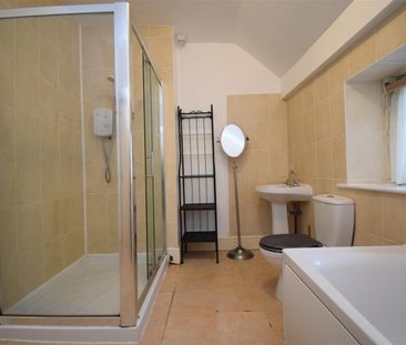 Stoney Bank, Hawking Croft Road, Horbury - Photo 3