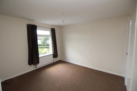 7 Rathgill Park, Bangor, BT19 7TG - Photo 3