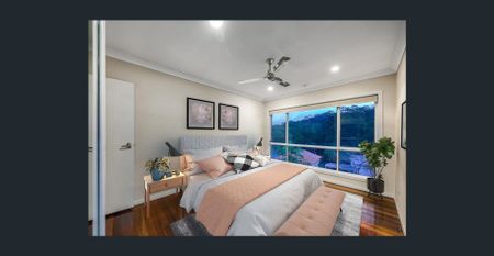 LARGE CONTEMPORARY HOME WITH POOL - Photo 5