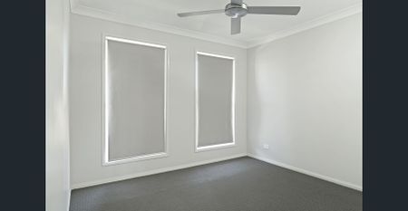 Modern 3-Bedroom, 2-Bath Home with Open-Plan Living & Private Courtyard in Glenvale - Photo 2