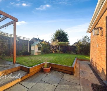 5 bedroom link detached house to rent - Photo 4