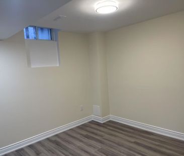 For Lease - 356 Coachwhip Trail Unit# (Basement), Newmarket, Ontario - Photo 6