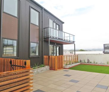 THE FIREMAN'S APARTMENTS - PETONE - Photo 5