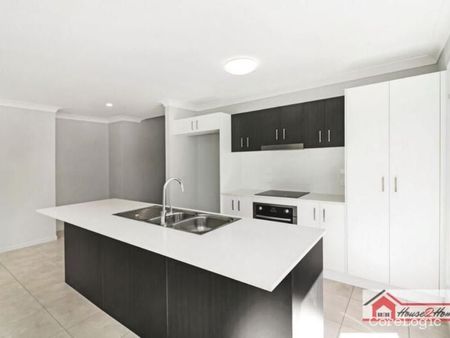 29 Paddy Circuit, Ormeau QLD 4208 - House For Rent | Domain - Photo 4