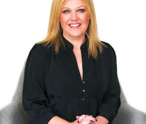 **Charming Family Home in a Prime Location** - Photo 4