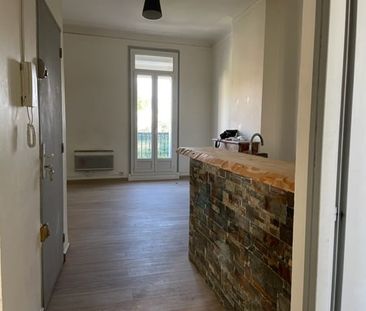 3 pièces - 42,09 m² - 1er étage - Colocation non autorisée - Photo 1