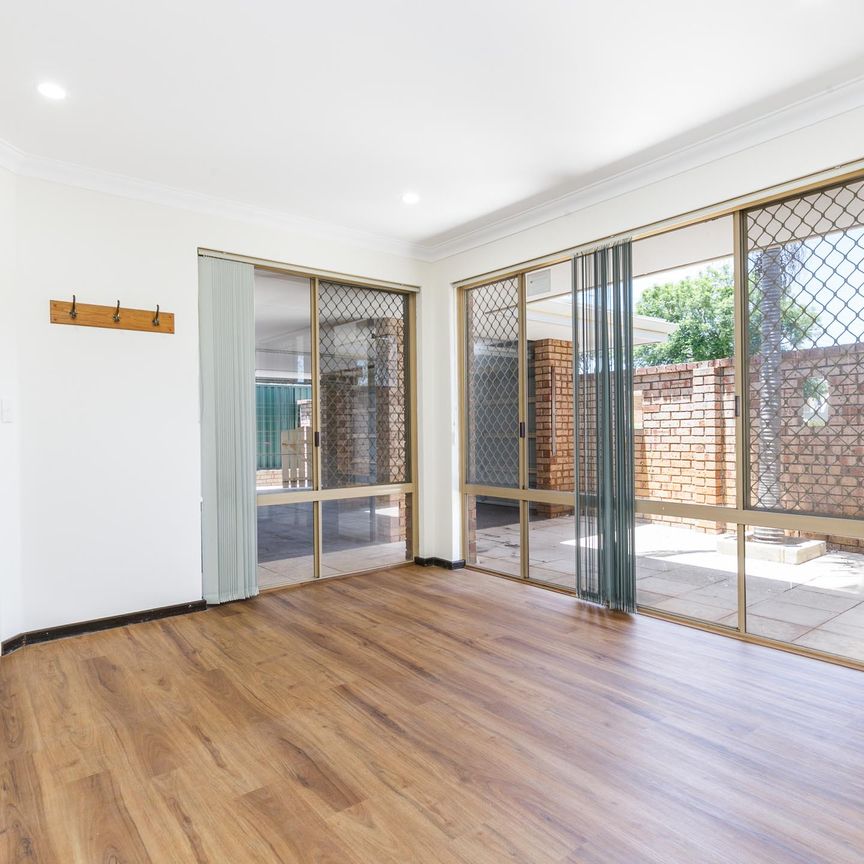 7 Well Pl, Bibra Lake WA 6163 - House For Rent | Domain - Photo 1