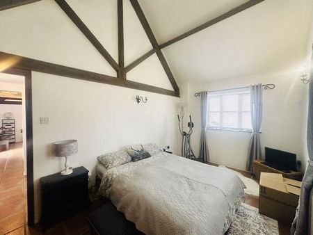 2 bedroom barn conversion to rent - Photo 4