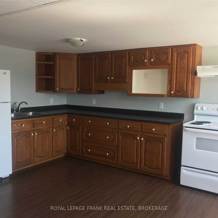 For Lease - 5 Church Street Unit# Upper, Brock, Ontario - Photo 1