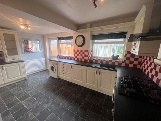 3 bedroom house to rent - Photo 1