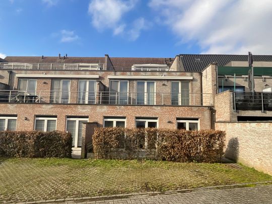 Zeer ruim 2-slaapkamer appartement in centrum Olen. - Foto 1