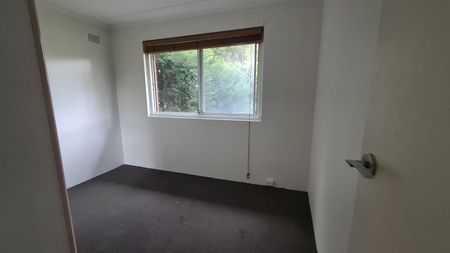 2 Bedroom Unit in Roselands - Photo 4