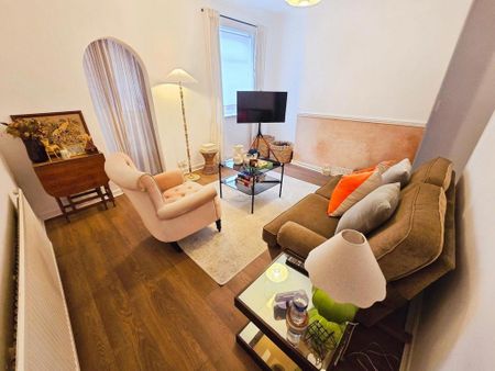 2 bedroom terraced house to rent - Photo 2