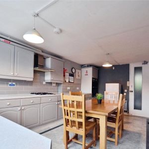 1 bedroom house to rent - Photo 2