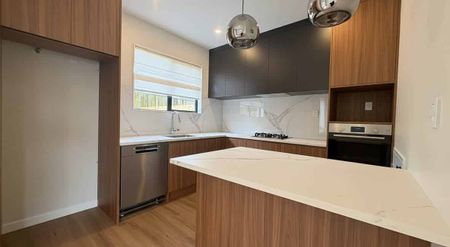 Brand New Family Home - Photo 4