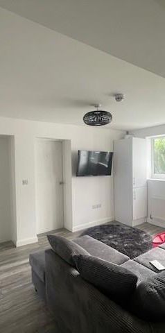 1 bedroom end of terrace house to rent - Photo 1