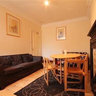 4 bedroom apartment to rent - Photo 1