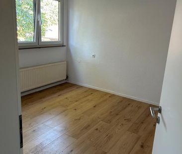 Wohnen unter dem Dach, ruhig und zentral - Photo 2