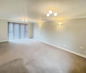 4 bedroom detached house to rent - Photo 1