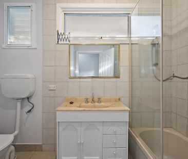 105 Pembroke Road, Mooroolbark - Photo 3