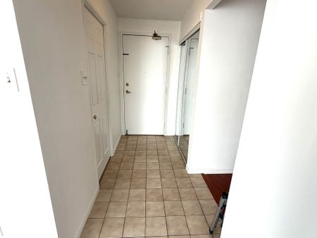 For Lease - 430 Mclevin Avenue Unit# 1811, Toronto, Ontario - Photo 3