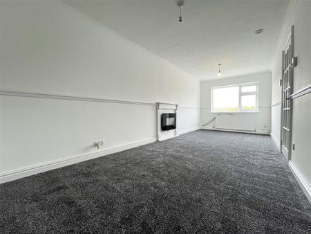 2 bedroom Maisonette to rent - Photo 2