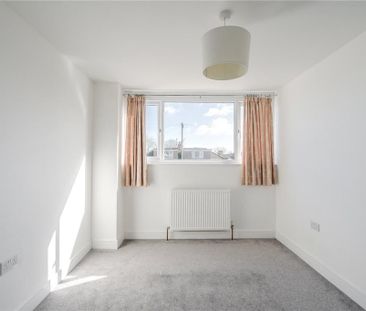 3 bedroom bungalow to rent - Photo 4