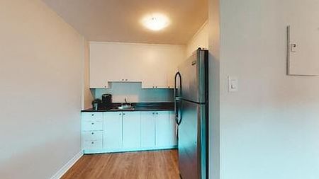 Domain Mistral by Upliv - Photo 2