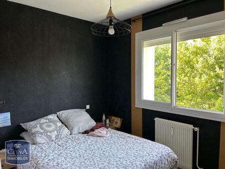 Location Appartement 3 pièces 68m² BOURG EN BRESSE 01000 - Photo 5