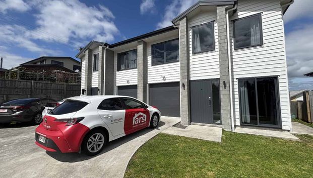 TOWNHOUSE WITH RURAL VIEWS - Photo 1