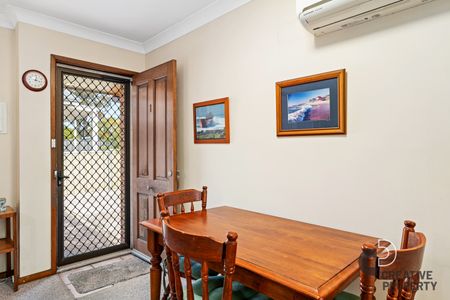 Low Maintenance Living in Heart of Shortland - Photo 4