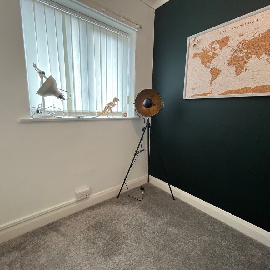 Heath Place, Leeds - Photo 1