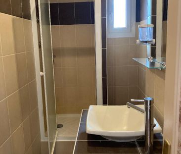 Location Appartement 3 pièces 71m² DRAGUIGNAN 83300 - Photo 4