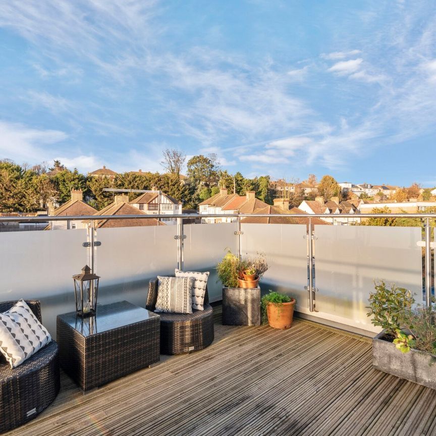 Lakedale Court, DA1, London - Photo 1