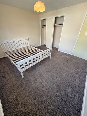 4 bedroom house to rent - Photo 2