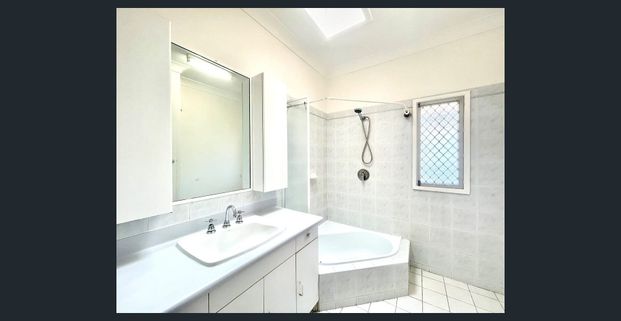 Charming Family Home with Spacious Living and Outdoor Entertaining – Everton Park - Photo 1