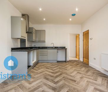 1 bed Apartment for Rent - Photo 2