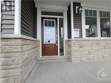 82 GREEN ASH AVENUE - Photo 2