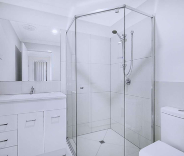 NEAT AND TIDY, SUPER CONVENIENT LOCATION! - Photo 4