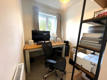 Lang Hill, Exeter - Photo 2