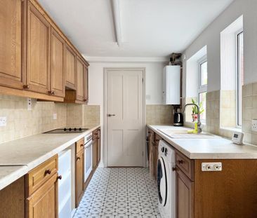 2 bedroom terraced house to rent - Photo 3