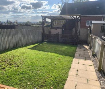 2 bedroom terraced house to rent - Photo 3